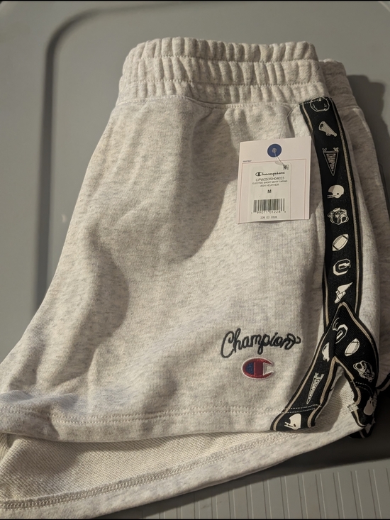 Champion Pants - NWT Champion Heather Gray Athletic Shorts with Black Sports Tape